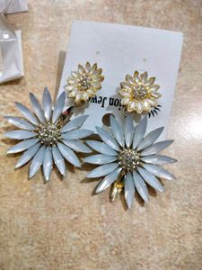 EAR STUDS EACH -99 /-