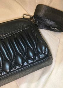 BLACK CROSSBODY BAG