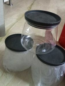3 Sir Tight Container