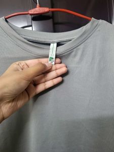 fitted full sleeves top