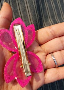Rosy Pearl Hair Clip