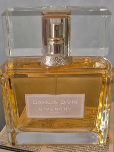 Givenchy Dahlia Divin Nude - price Drop