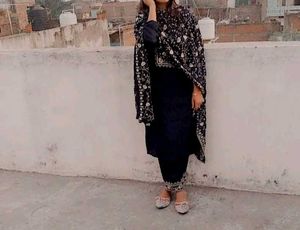 Pakistani Suit