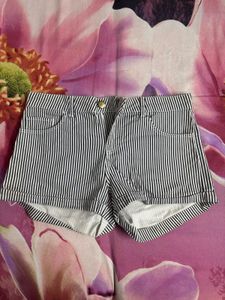 H&M Blue Striped Shorts