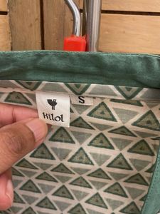 Patterned Green Tunic ( New, Unused)