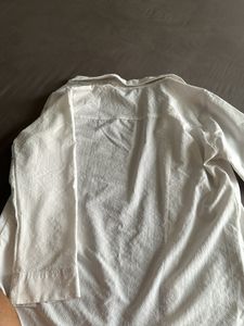 Basic white shirt