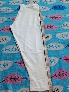 White Cropped Leggings