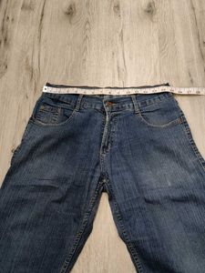 Ma2085 Stoic jeans waist 32 inches