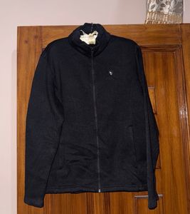 Men's Black Zip-Up Jacket