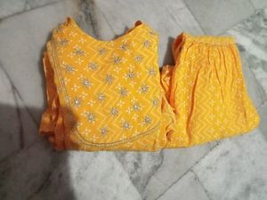 Short Kurti Sharara Set💛