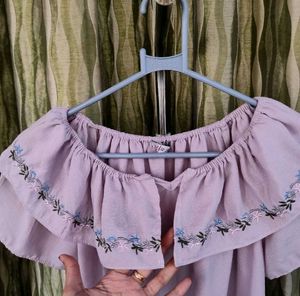 Pale Lilac Coloured Ruffly Bertha Collared Top 💖
