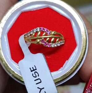 9 carut gold ring