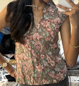 Floral Sleeveless Top