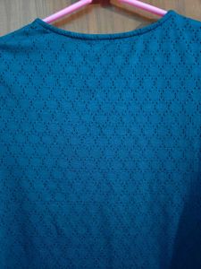 Schiffli Tee