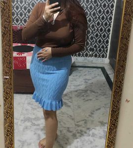 Combo Woolen Skirt And Top