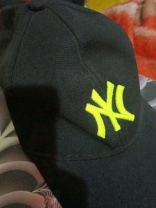 NY Yankees Black Cap