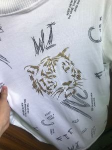 White Tshirt