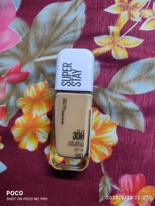 Maybelline lumi matte foundation shade 310