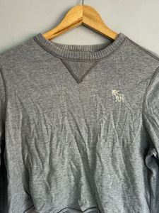 Abercrombie Gray Long Sleeve Top
