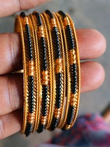 Black Beads bangles Set -4