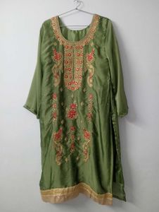 Unused Embroidered Kurta Set new hai tailor ne fit