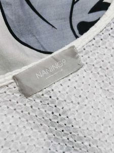 NANING9 Women White V-neck Cotton Peplum Top
