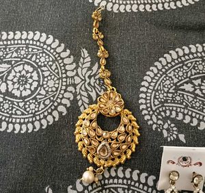 Mangtika And Earrings Combo
