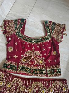 Bridal Lehnga With Stone And Zari Work