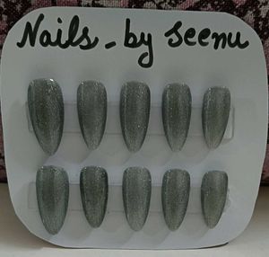 cat eye nails set .... buy &get surprise gift 🎁