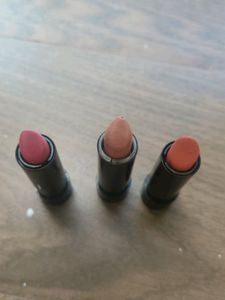 Three Oriflame Lipstick Used