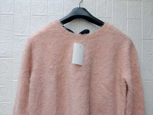 New With Tag Korean Fluffy Pink Knit Sweater