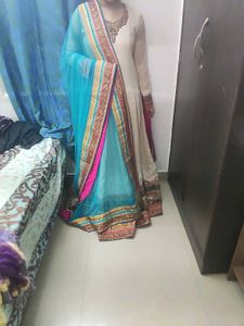 A Bridal Lenge