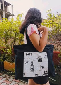 Black Travelling Bag