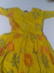 Huge Sale 🔴 🔴 Yellow Floral Print Kurta