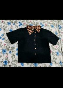 Black Top with Leopard Collar