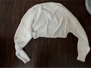 cropped knit cardigan/shrug