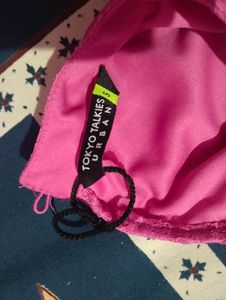 PINK CROP TOP(FUL SLEEVES)