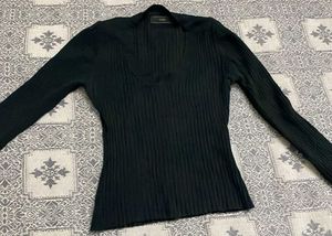 Black Ribbed Knit Top