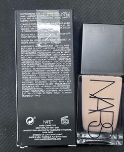 Light Reflecting Advanced Skincare Luminous satin