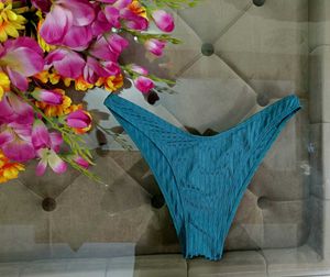 Beautiful Eagle Shaped Bottom Wear