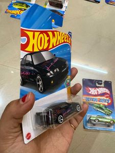 Hot Wheels Nissan Skyline GT-R &amp; Dodge