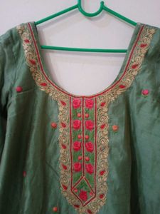 Green &amp; Pink Kurta Set