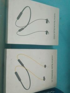 Real Me Wireless Buds