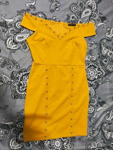 Chic Mustard Mini Dress