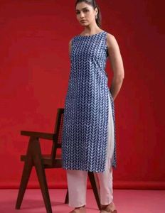 Blue &amp; White Printed Kurti Set