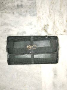 Black Clutch