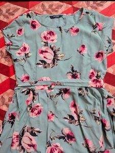 🌸💮Tokyo Talkies Floral Print Dress🌸💮