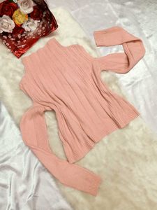 🌸Elegant Pink Cold Shoulder Sweater🌸