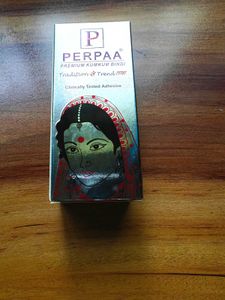 Black Round Bindi - Size 11