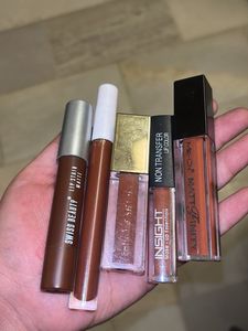 Lipsticks Bundle